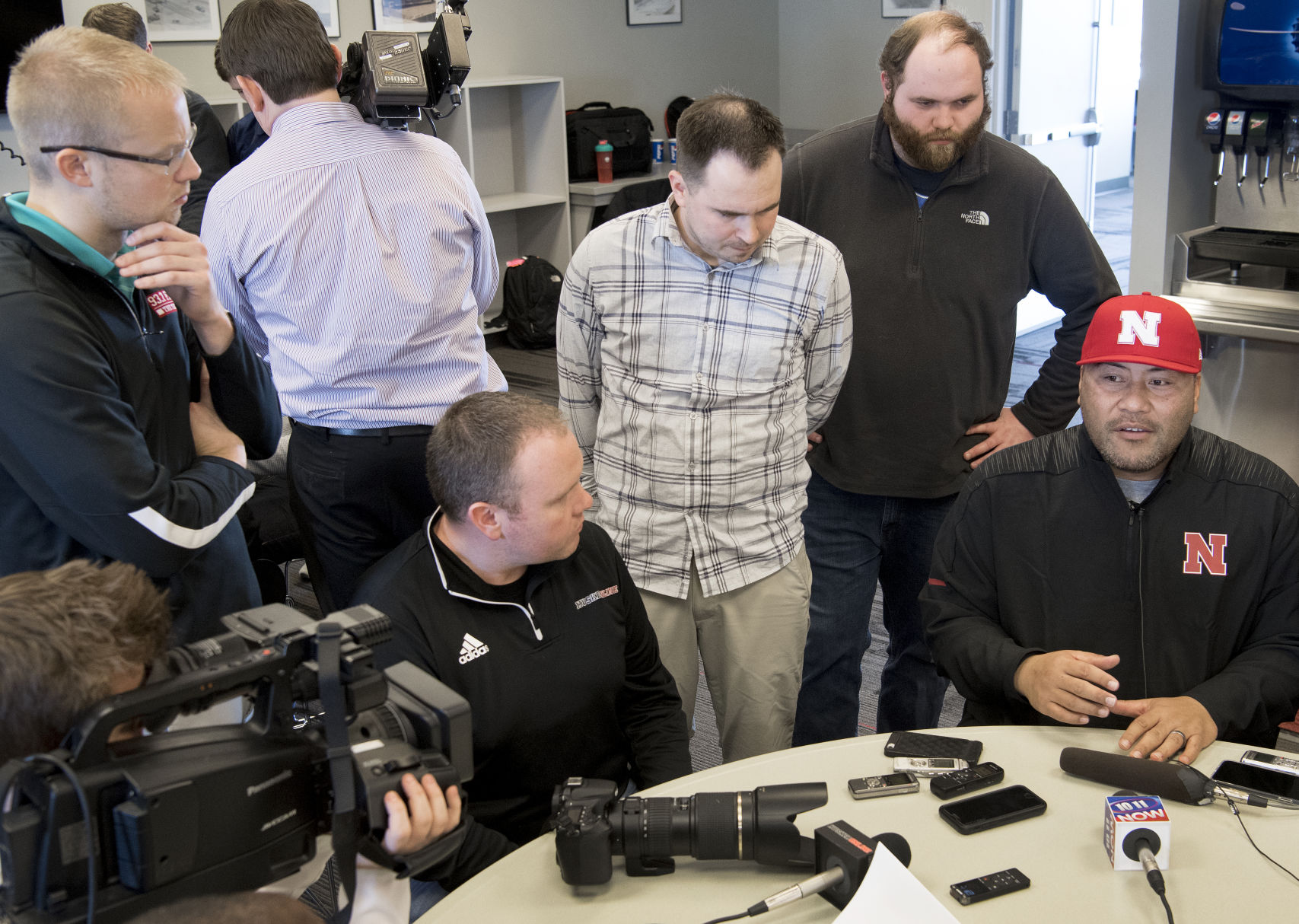 Huskers coaches news conferences, 3.2